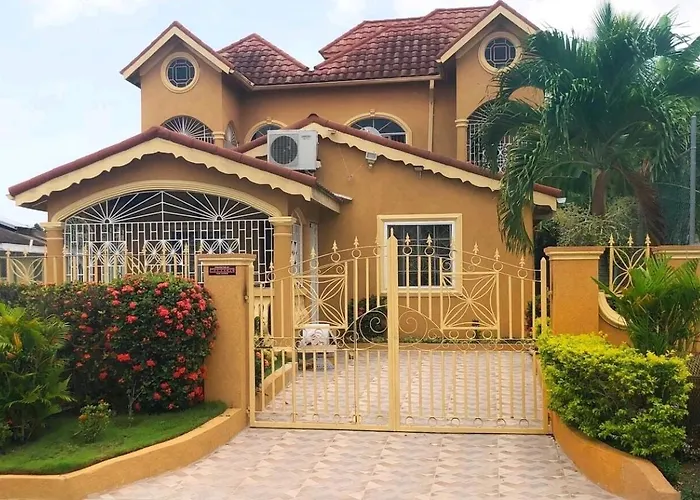 Lw Guesthouse