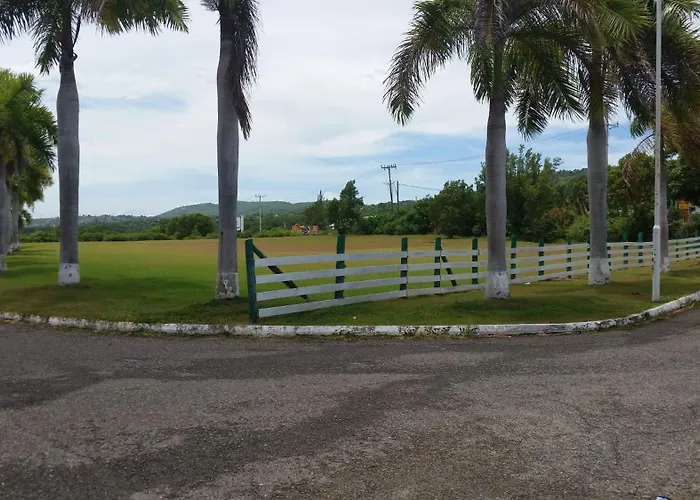 Seacastles Beach Apartments