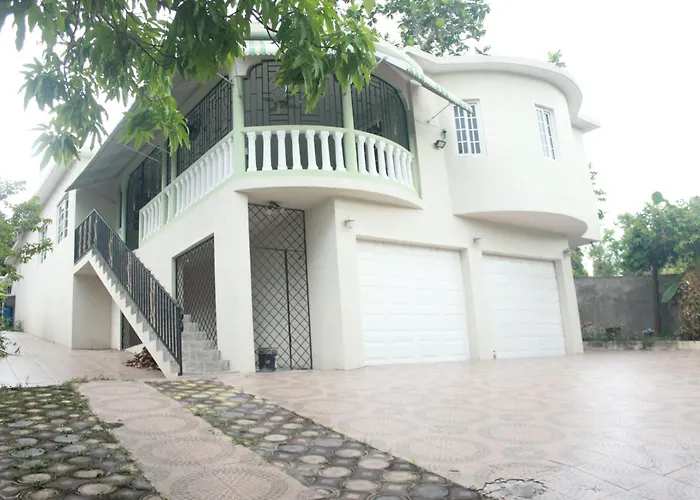 Sun Valley Retreat In Montego Bay