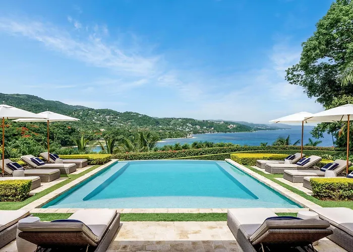 Round Hill Hotel & Villas