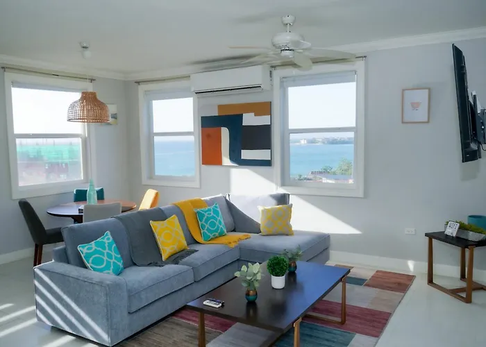 Breezy Cove In Montego Bay