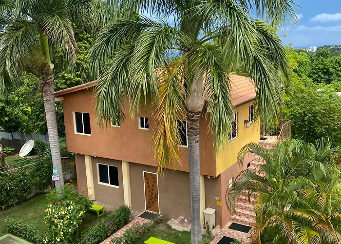 Montego Bay, Ironshore Luxury Studio
