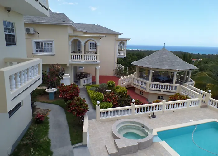 The Royal Kensington Villa 4