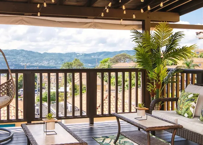 Vacation Getaway In Mango Walk Country Club
