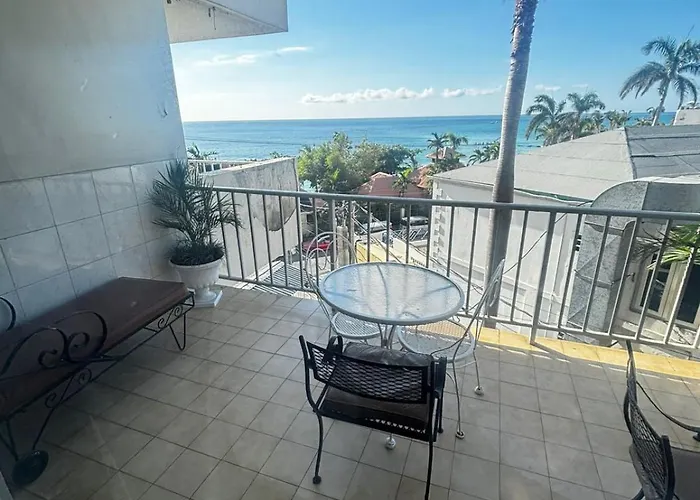Daisy Suite At Montego Bay Club
