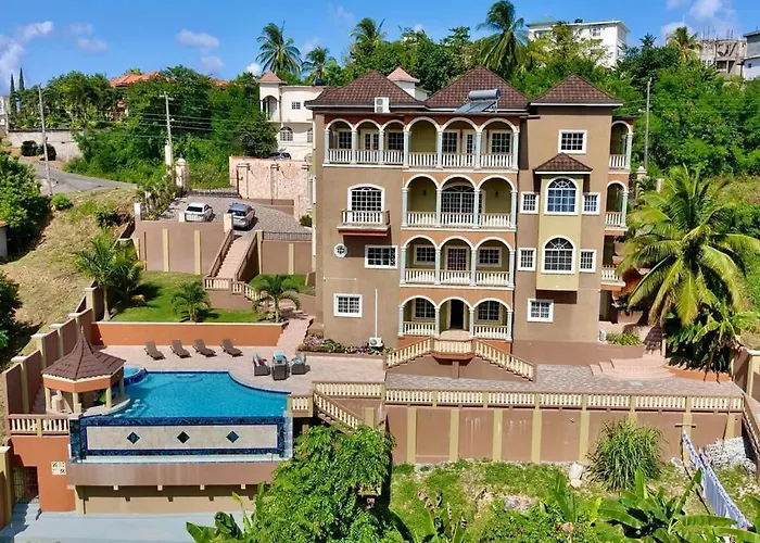 Private Villa Oasis With Infinity Pool In Montego Bay