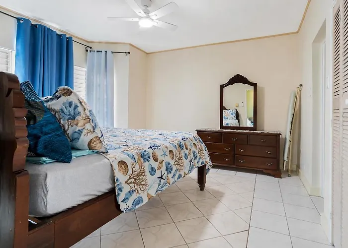 Cci Tourism - 1 Bdr Penthouse Montego Bay