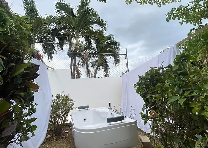 Bright Bay Garden Suite