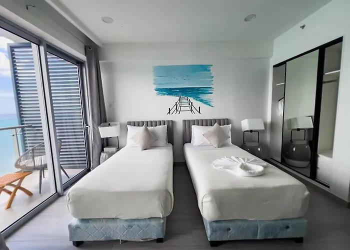 Boardwalks - A Sky Harbour Oceanfront Twin Suite